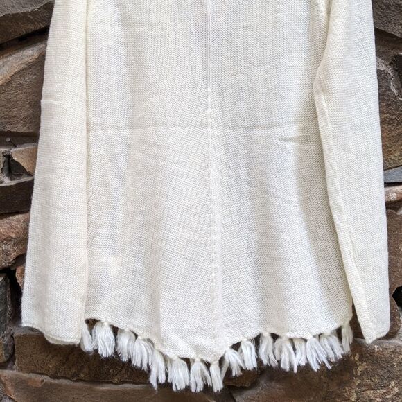NWT PRANA Shelby Poncho Knit Top Cream L - Picture 7 of 9